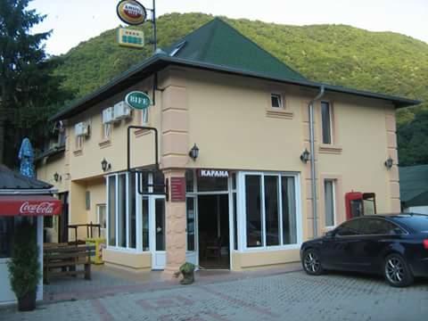 Sobe Za Izdavanje Blef Ovcar Banja Exterior foto